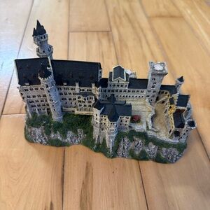 Danbury Mint Neuschwanstein Castle Sculpture